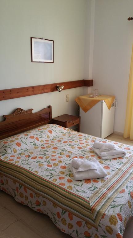 Ocean View Hotel Kamari  Room photo