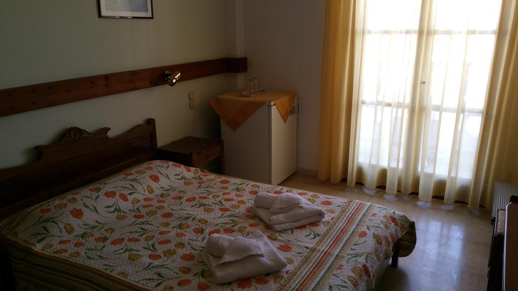 Ocean View Hotel Kamari  Room photo